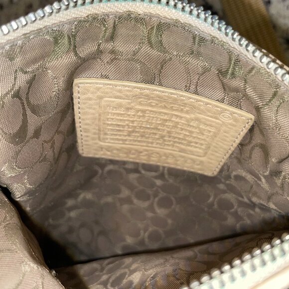 Coach Swingpack Crossbody Messenger Bag No.L05S-9760 - Picture 13 of 15